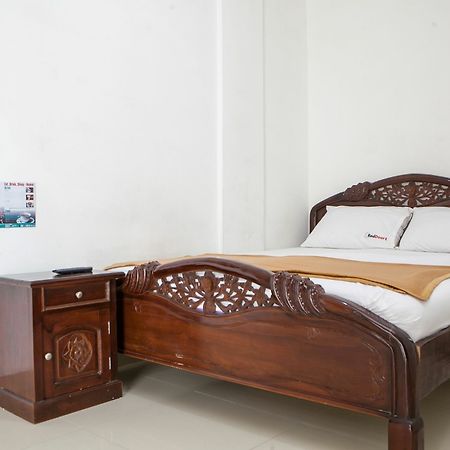 Reddoorz Near Tegalega Park Hotel Bandung Exterior photo